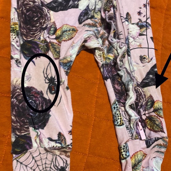 Bums & Roses Booquet of Roses Bamboo Ruffle Romper, 9-12 months - Picture 2 of 3